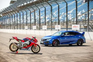 Honda Type R e Fireblade