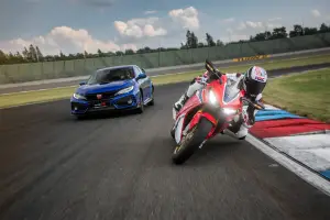 Honda Type R e Fireblade - 21