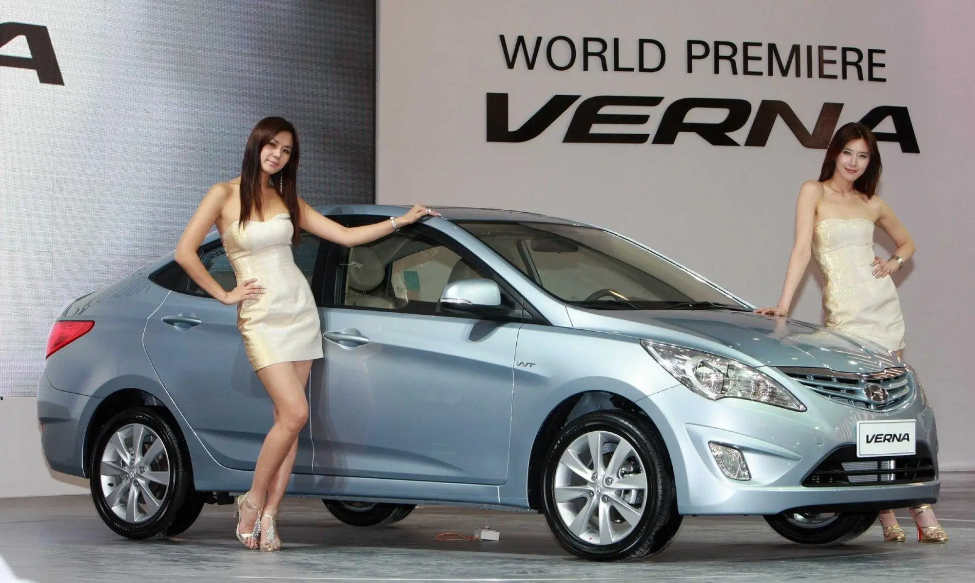 Hyundai Accent 2011 - 3