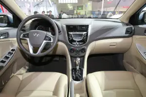 Hyundai Accent 2011 - 5