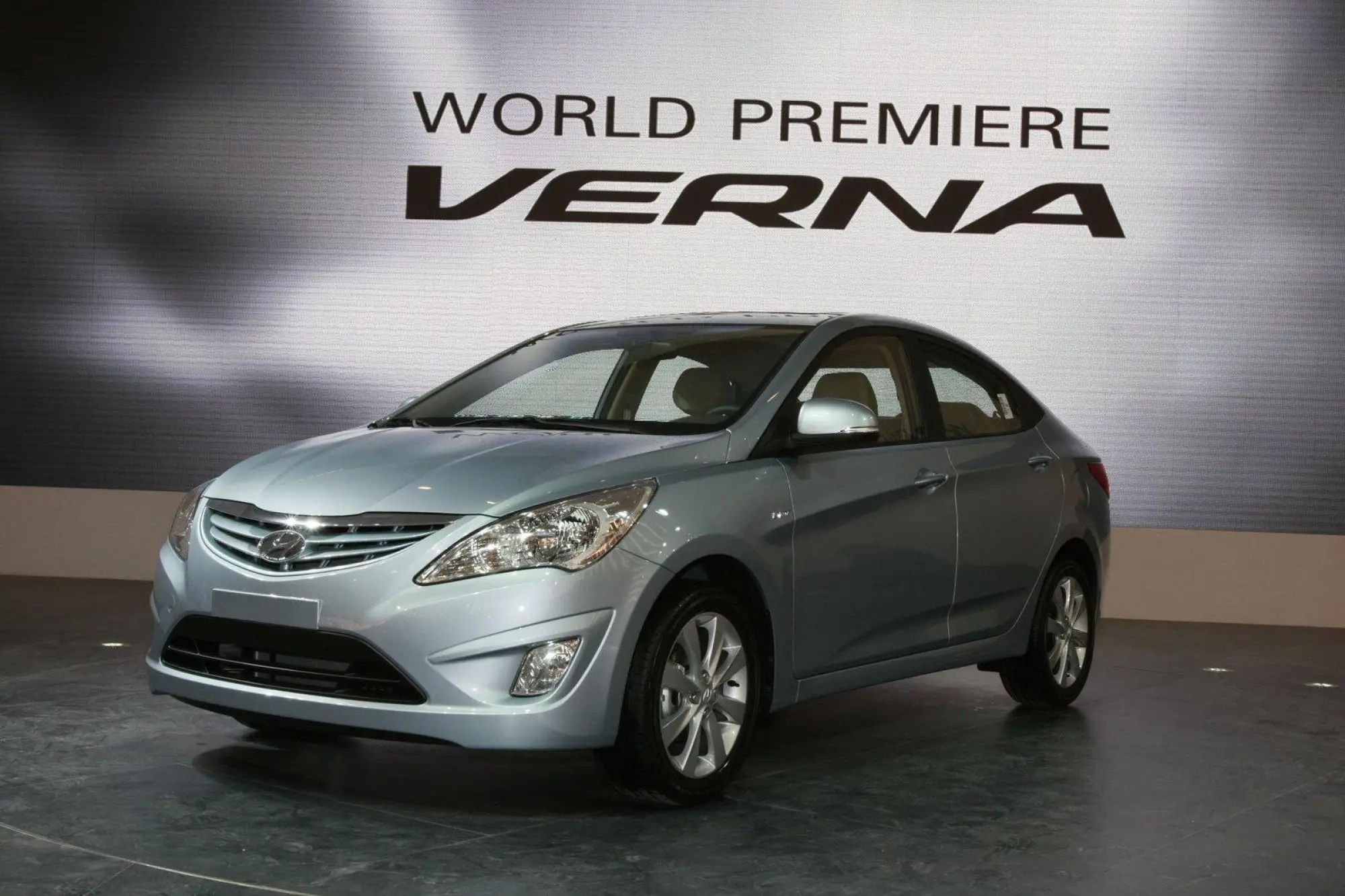 Hyundai Accent 2011 - 20