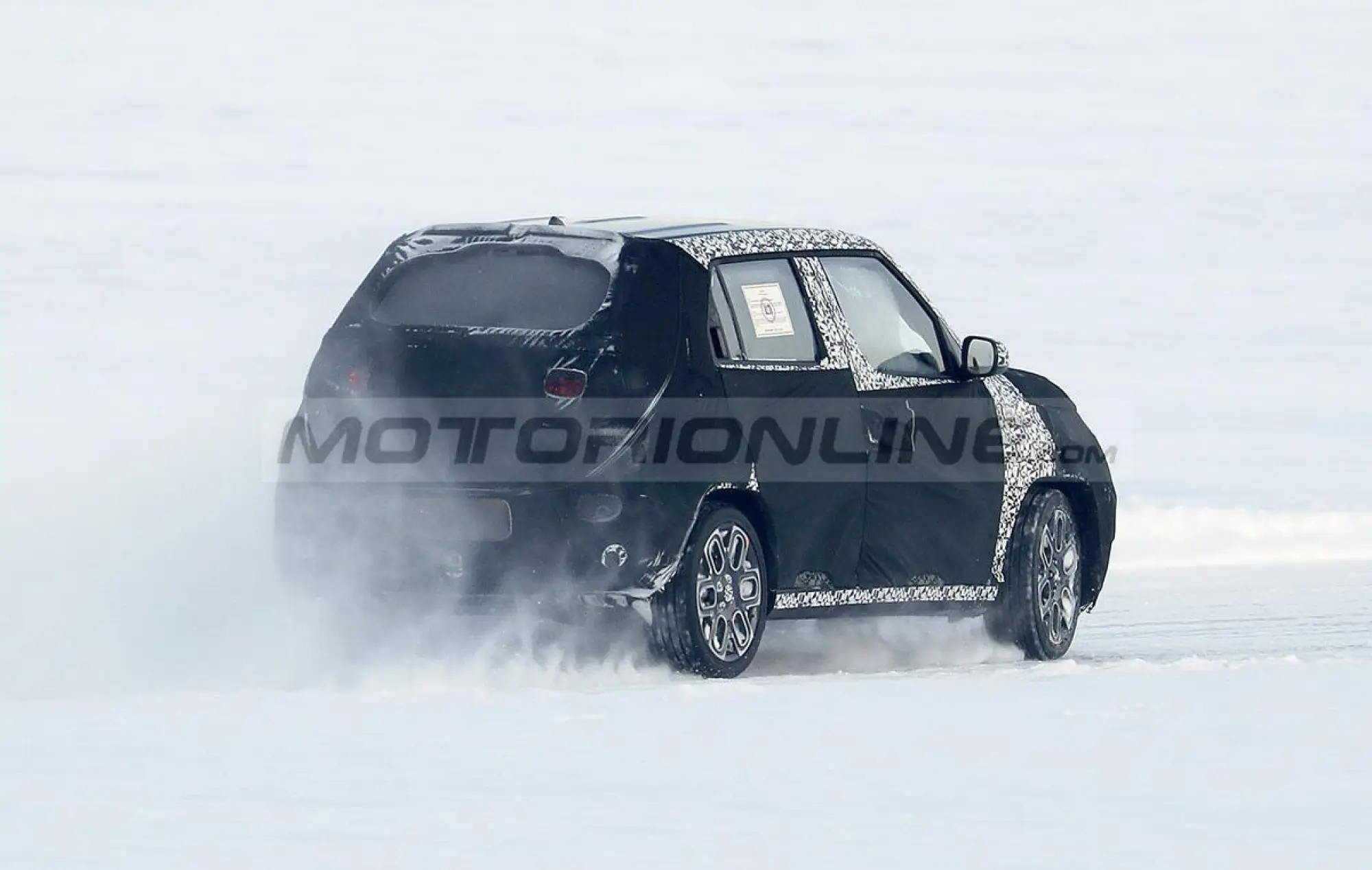 Hyundai AX1 - Foto spia 03-02-2021 - 8