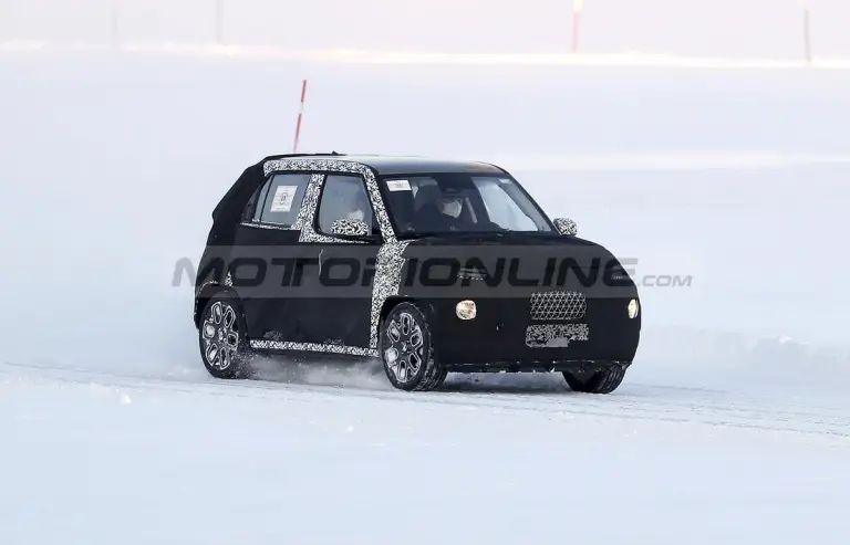 Hyundai AX1 - Foto spia 03-02-2021 - 11