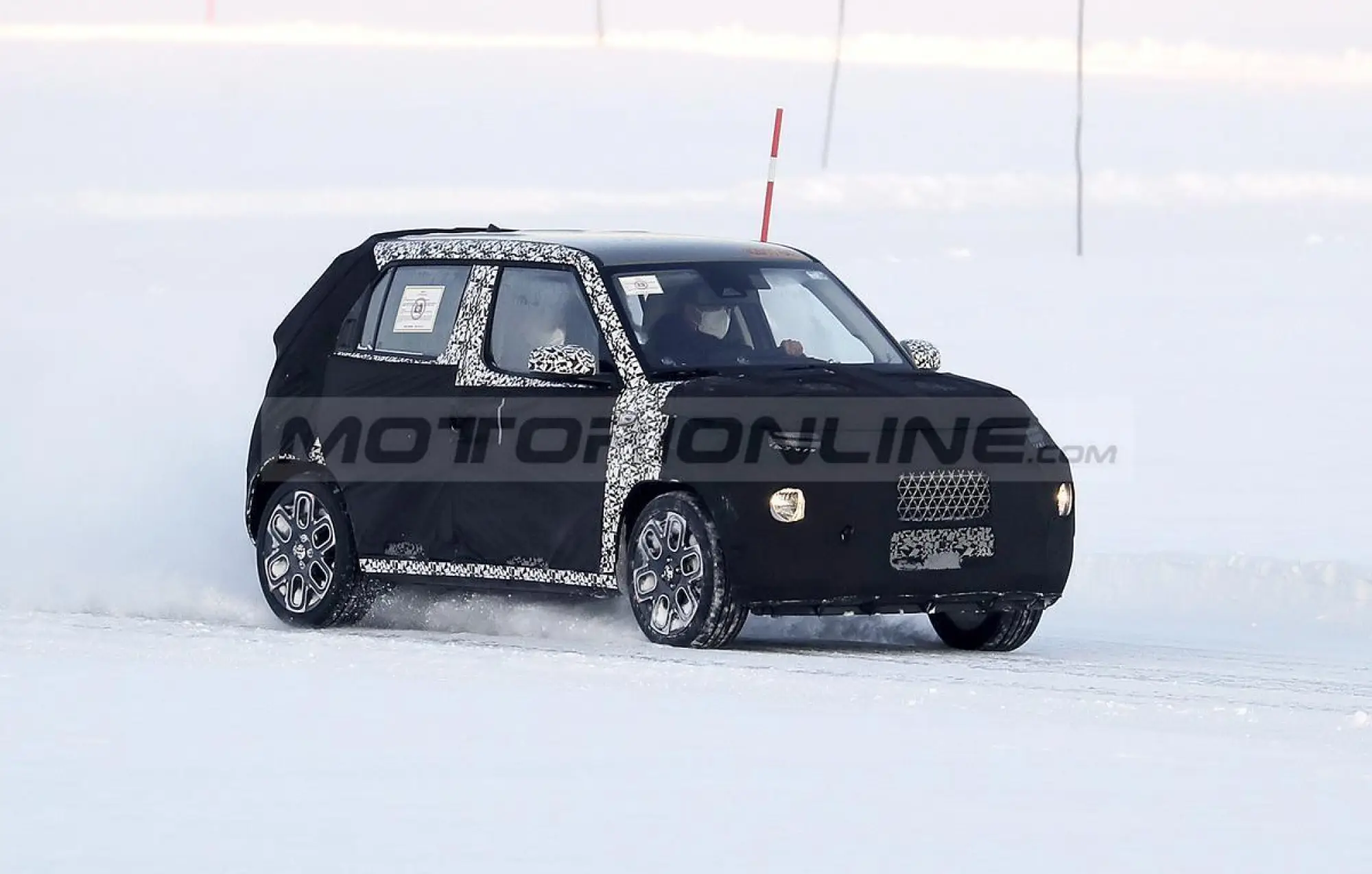 Hyundai AX1 - Foto spia 03-02-2021 - 6