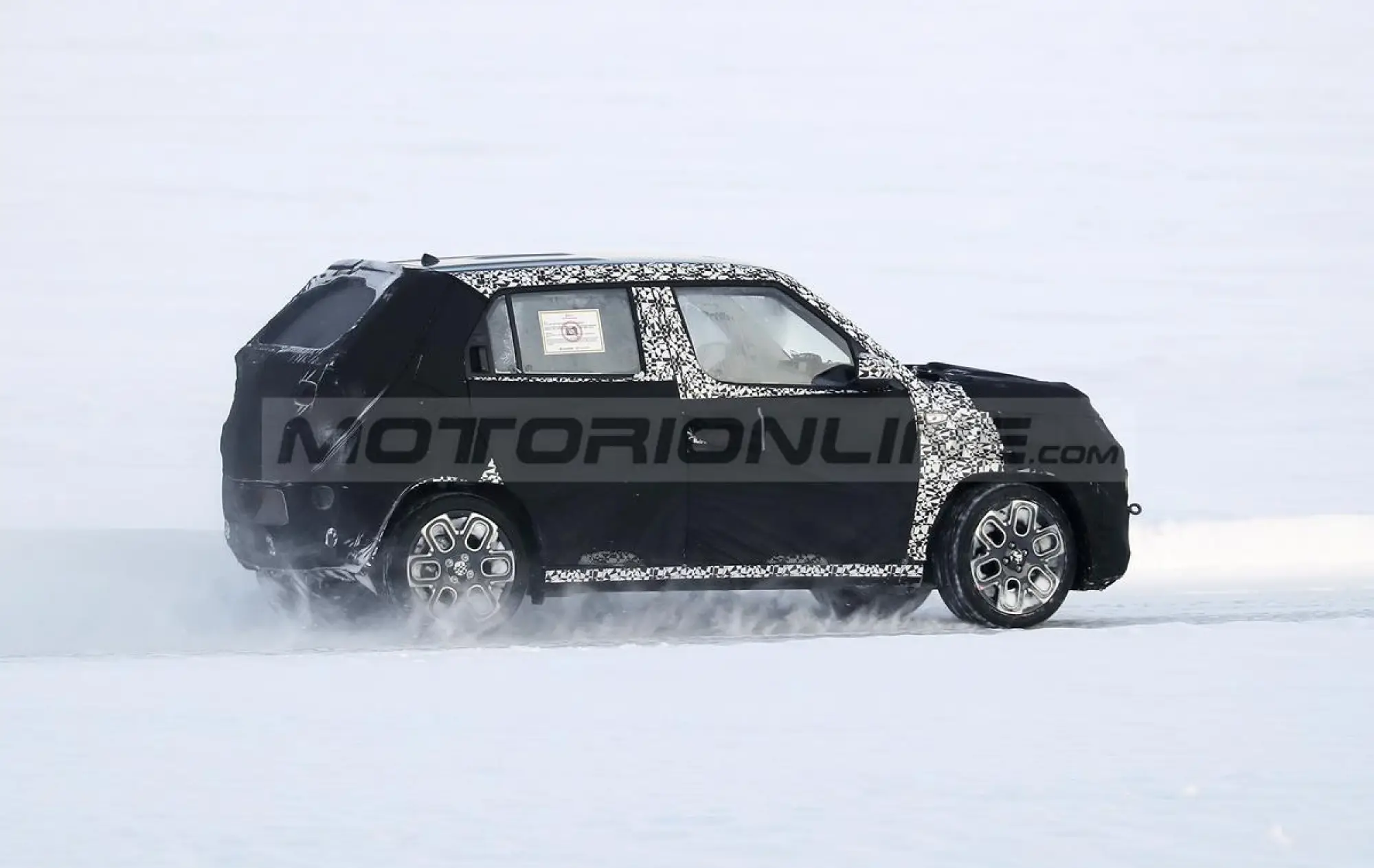 Hyundai AX1 - Foto spia 03-02-2021 - 7
