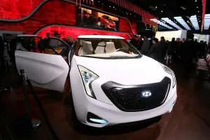 Hyundai Curb - NAIAS 2011 - 9