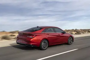 Hyundai Elantra 2021