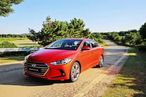 Hyundai Elantra MY 2016