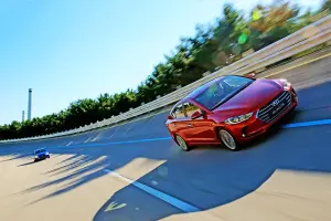 Hyundai Elantra MY 2016