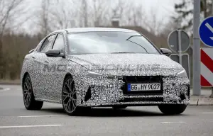 Hyundai Elantra N 2021 - Foto spia 01-04-2021