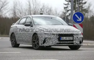 Hyundai Elantra N 2021 - Foto spia 01-04-2021