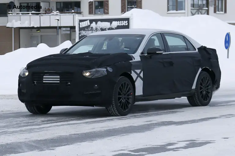 Hyundai Equus 2016 - Foto spia 11-02-2015 - 2
