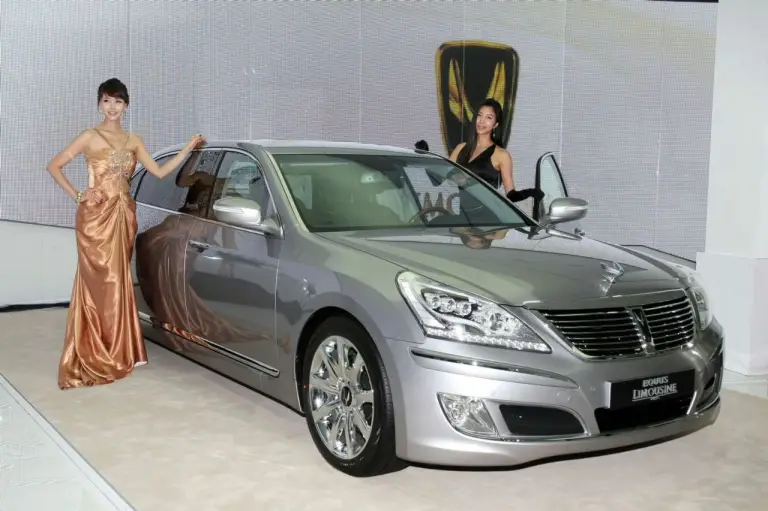 Hyundai Equus Stretch Edition - 7