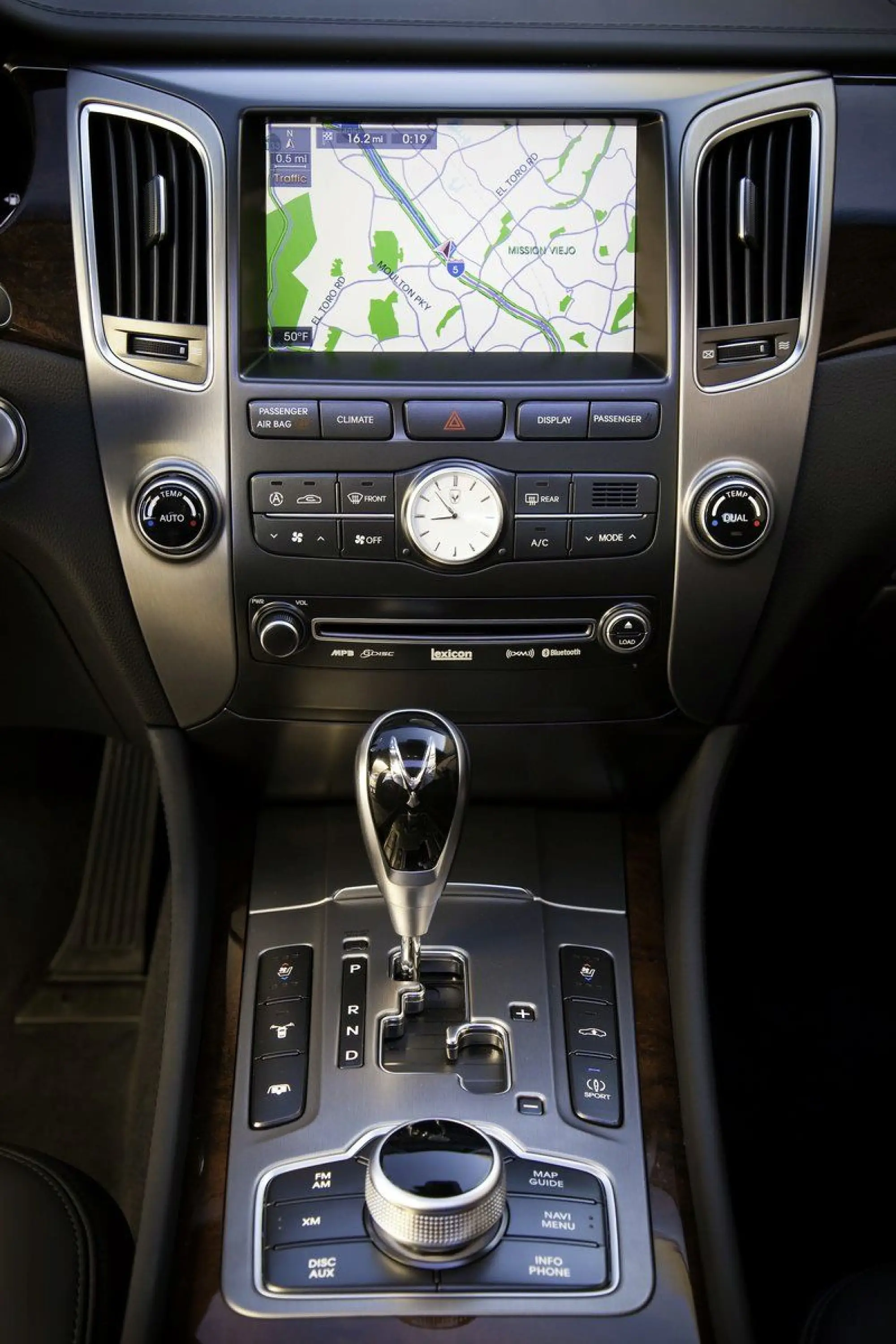 Hyundai Equus - 4