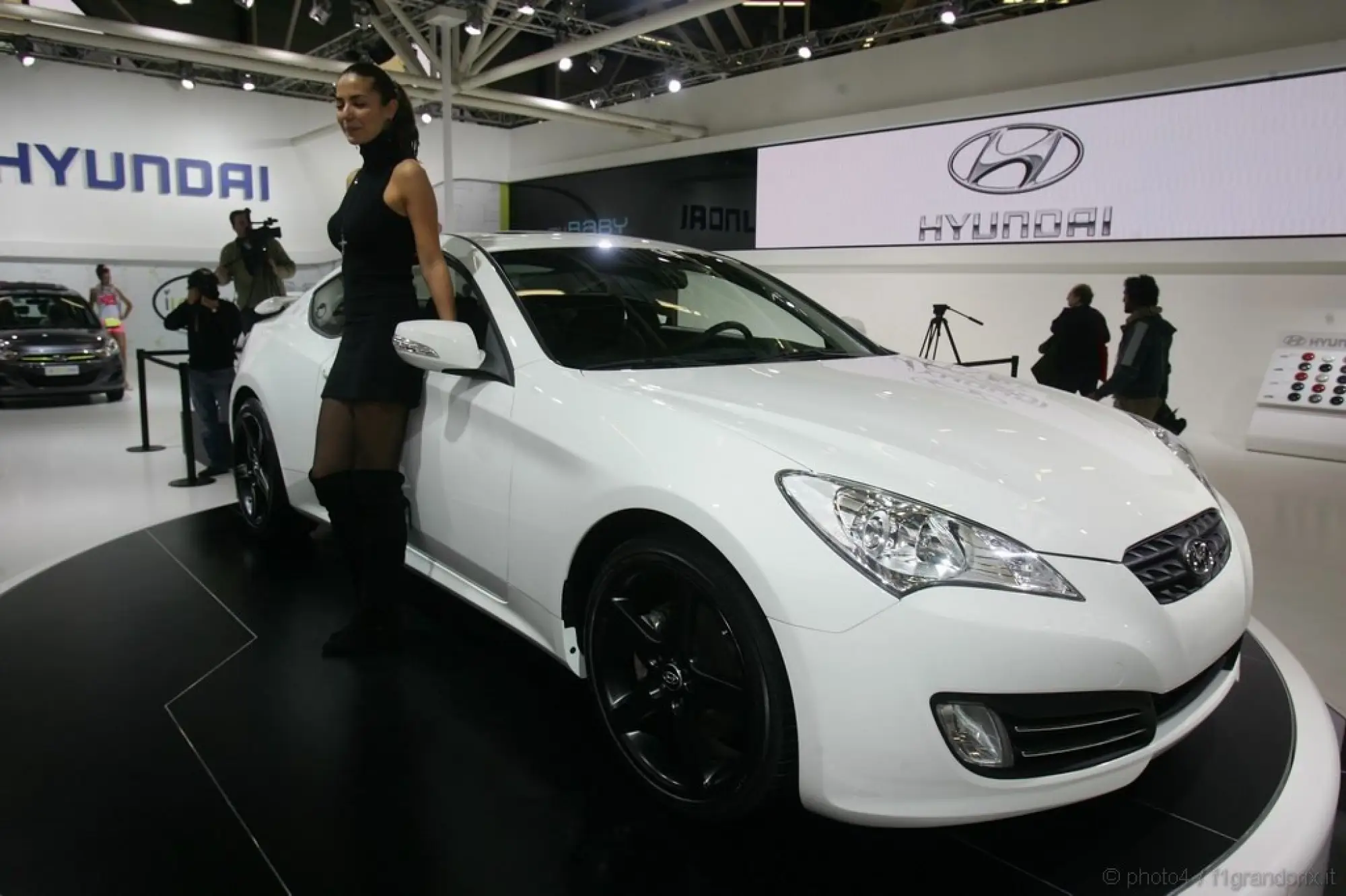 Hyundai Genesis coupé Motorshow 2010 Bologna - 6