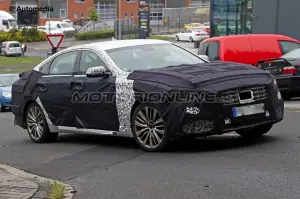 Hyundai Genesis MY 2017 - foto spia 18-08-2015