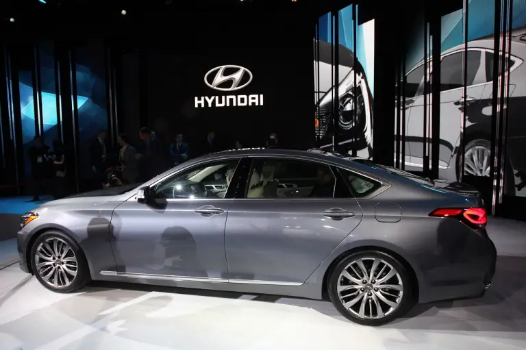 Hyundai Genesis - Salone di Detroit 2014 - 7