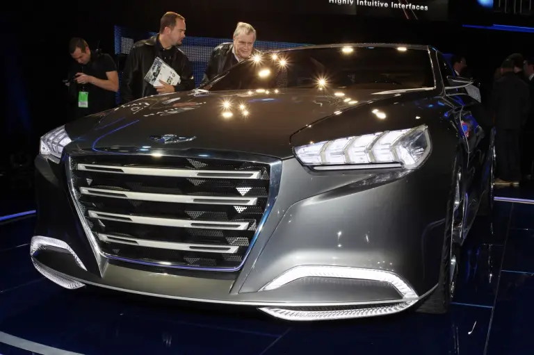 Hyundai HCD-14 Concept - Salone di Detroit 2013 - 3