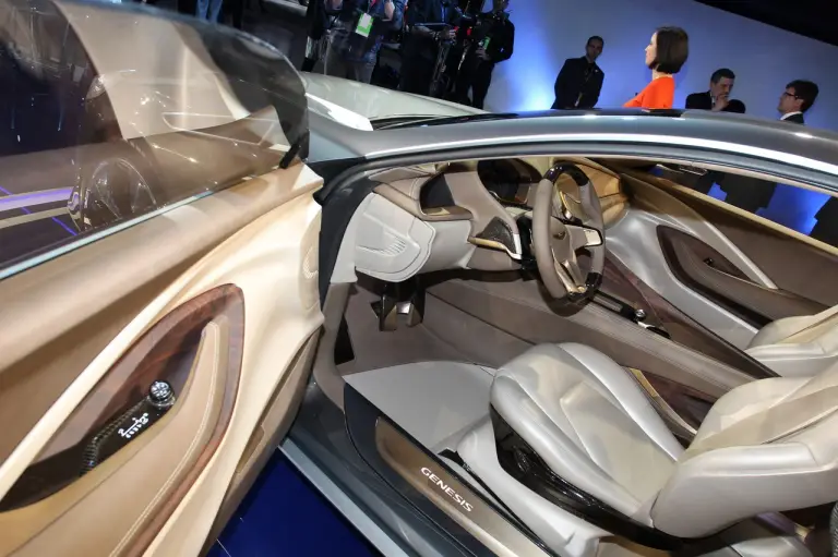Hyundai HCD-14 Concept - Salone di Detroit 2013 - 8