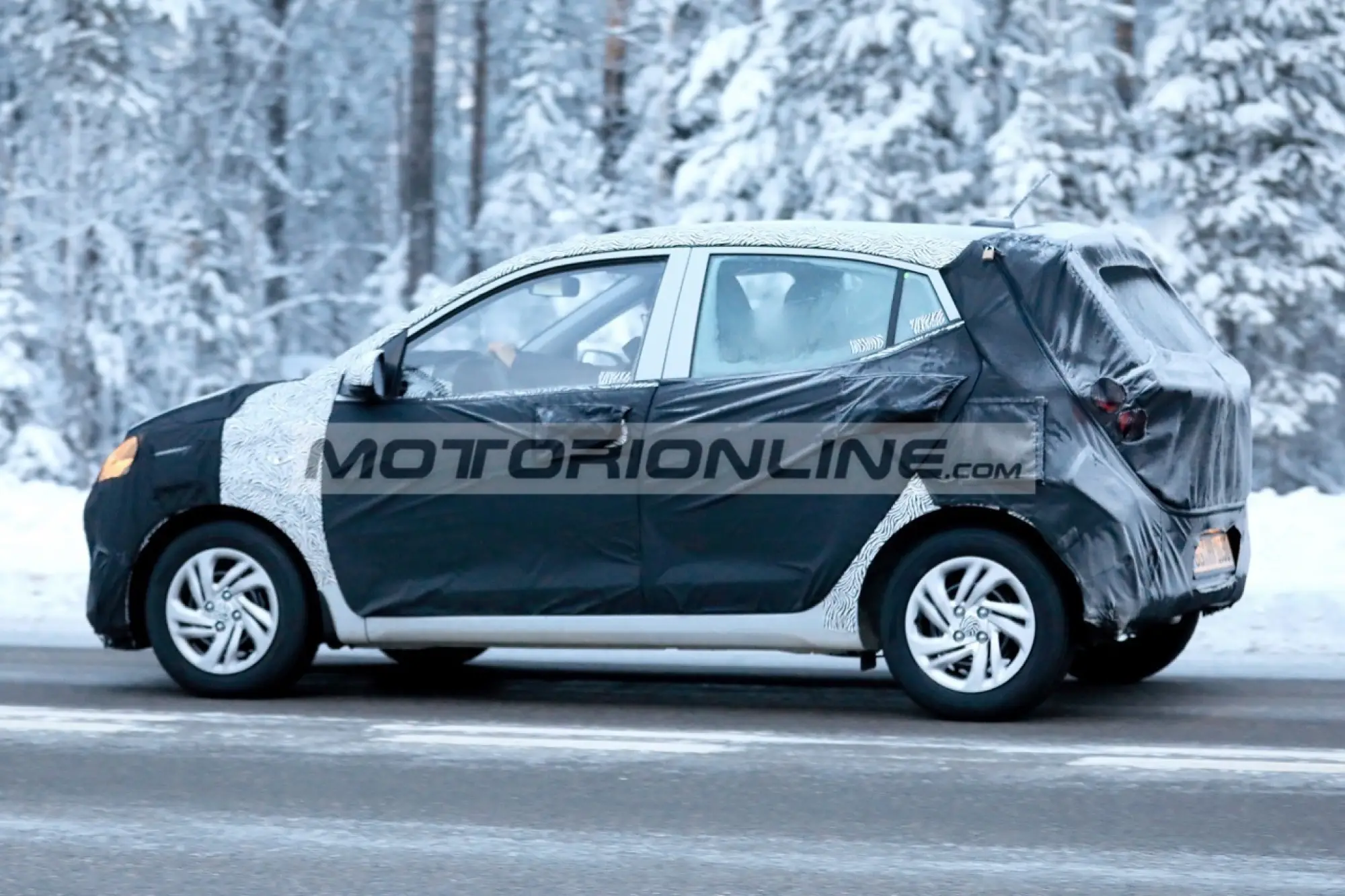 Hyundai i10 - Foto spia 21-1-2019 - 6