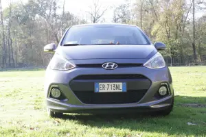 Hyundai i10: prova su strada