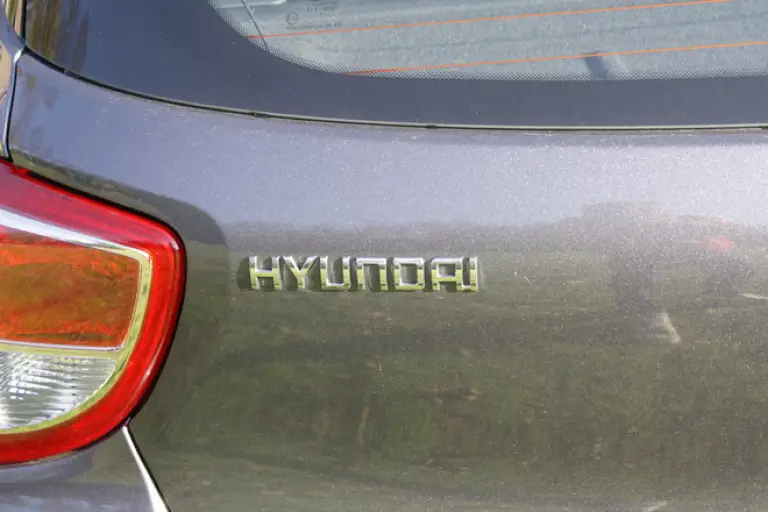 Hyundai i10: prova su strada - 13