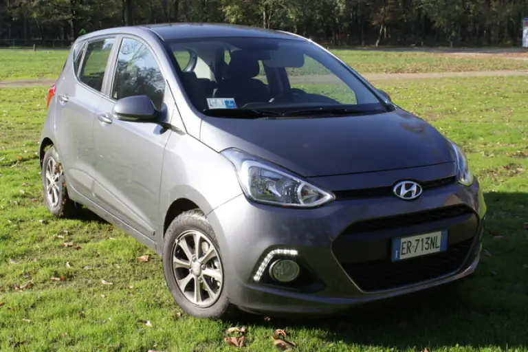 Hyundai i10: prova su strada - 19