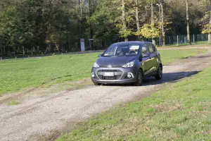 Hyundai i10: prova su strada