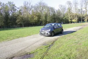 Hyundai i10: prova su strada - 28