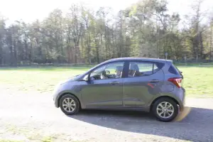 Hyundai i10: prova su strada - 33