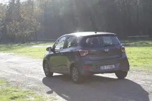 Hyundai i10: prova su strada