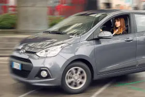 Hyundai i10 Sound Edition e Chiara Francini