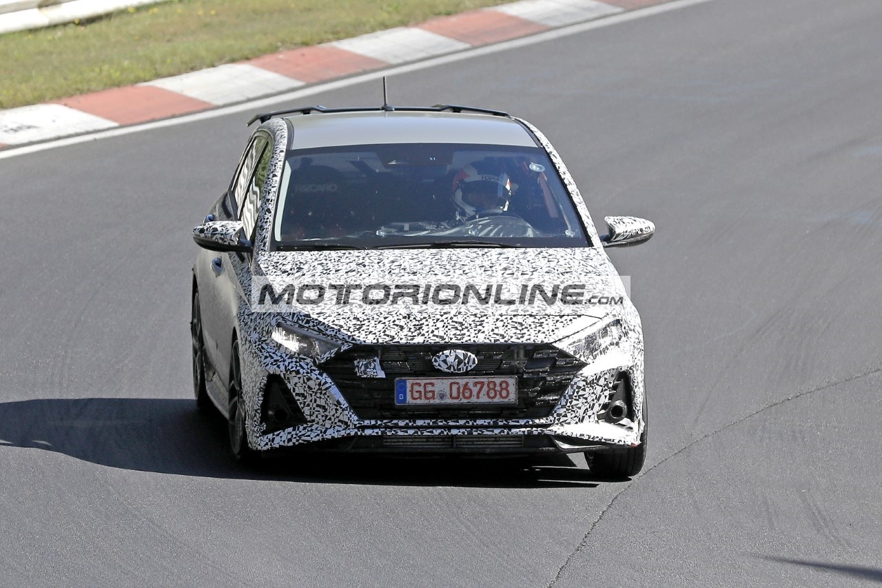 Hyundai i20 N - Foto spia 23-7-2020