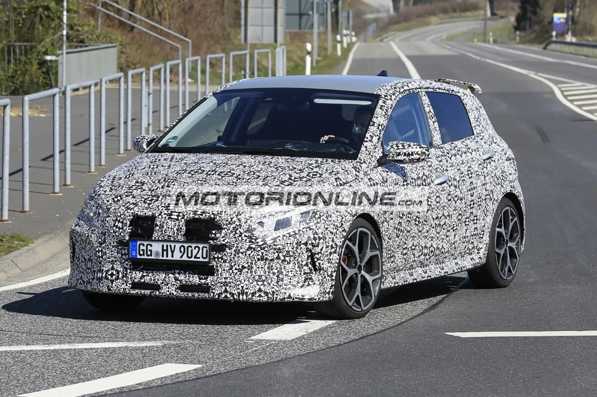 Hyundai i20 N - Foto spia 25-3-2020 - 2
