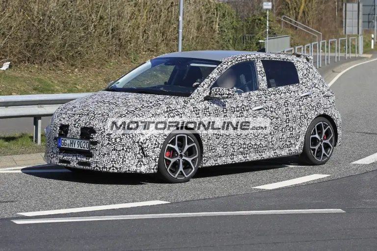 Hyundai i20 N - Foto spia 25-3-2020 - 3