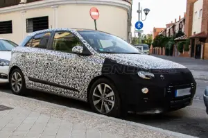 Hyundai i20 Turbo - Foto spia 28-07-2015