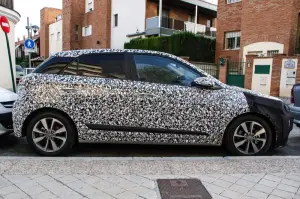 Hyundai i20 Turbo - Foto spia 28-07-2015