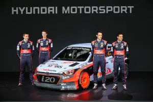 Hyundai i20 WRC 2016 - foto