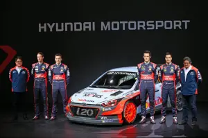 Hyundai i20 WRC 2016 - foto