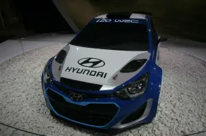Hyundai i20 WRC (Foto Live) - Salone di Parigi 2012