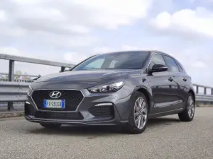 Hyundai i30 1.0 T-GDI 120 CV N-Line - Prova su strada - 8