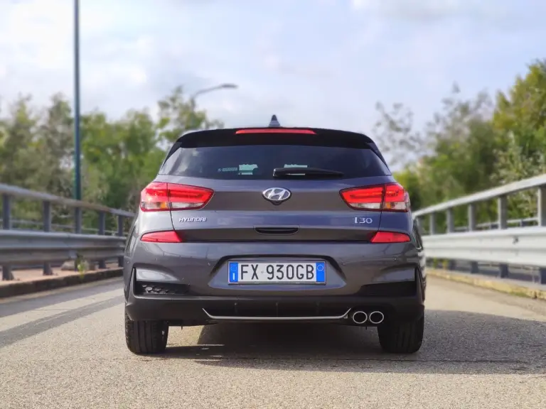 Hyundai i30 1.0 T-GDI 120 CV N-Line - Prova su strada - 19