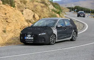 Hyundai i30 e i30 N 2020 - Foto spia 16-10-2019 - 1