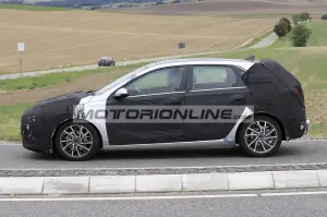 Hyundai i30 Facelift - Foto spia 17-9-2019