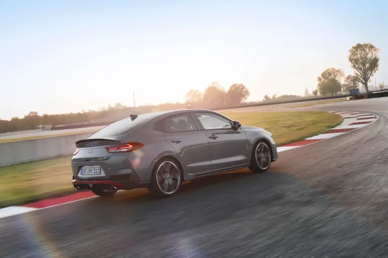 Hyundai i30 Fastback N - Foto ufficiali - 7