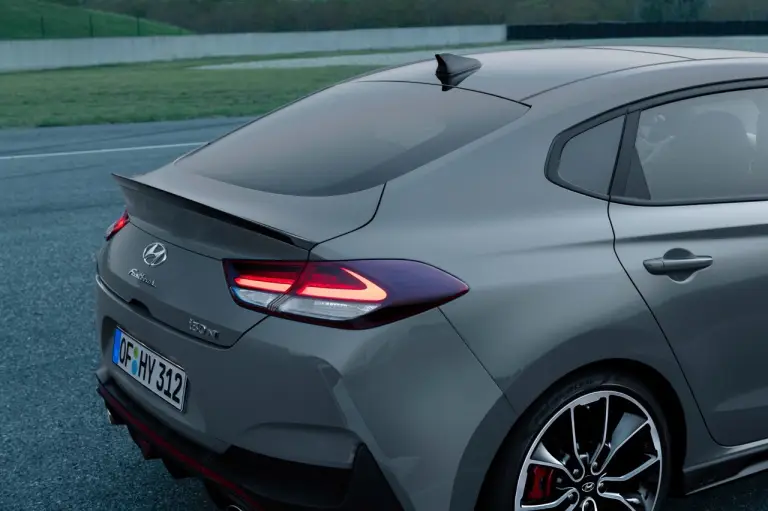 Hyundai i30 Fastback N - Foto ufficiali - 10