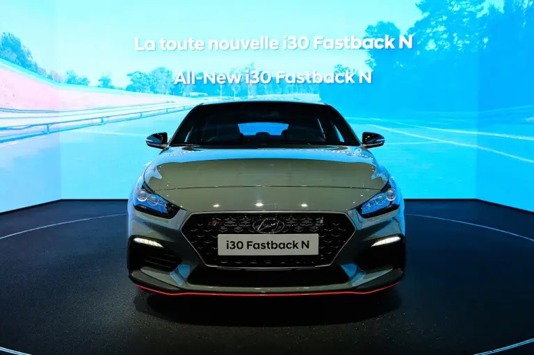 Hyundai i30 Fastback N - Salone di Parigi 2018 - 15