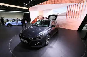 Hyundai i30 Fastback - Salone di Francoforte 2017