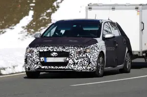 Hyundai i30 MY 2017 - Foto spia 01-10-2015 - 2
