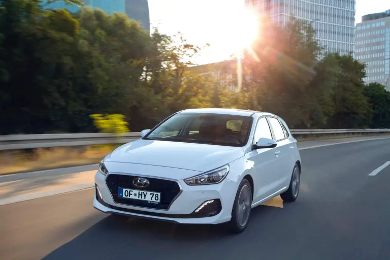 Hyundai i30 MY 2019 - 11